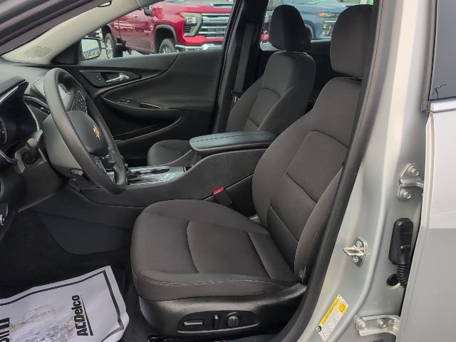 Used 2021 Chevrolet Malibu LT image 19