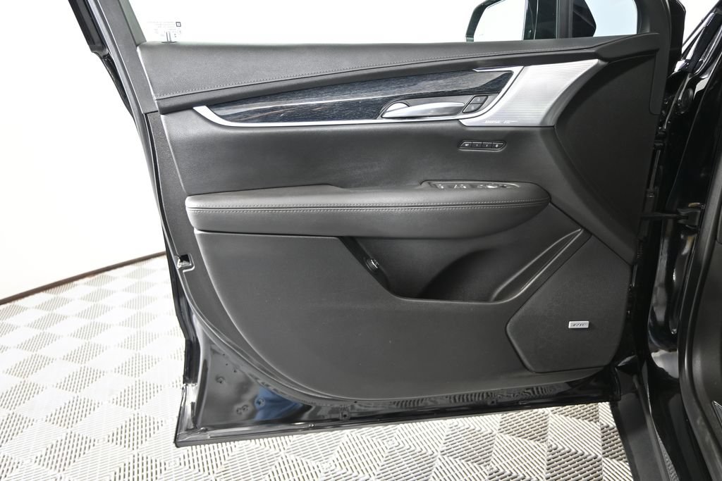 Used 2024 Cadillac XT5 Premium Luxury AWD/4WD image 19