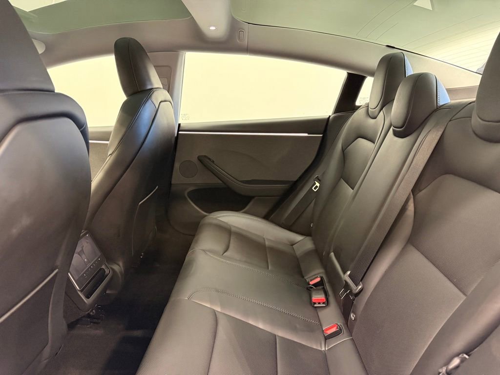 Used 2025 Tesla Model 3 Long Range image 19