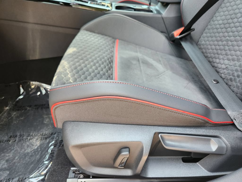 New 2026 Volkswagen GTI SE FWD image 13