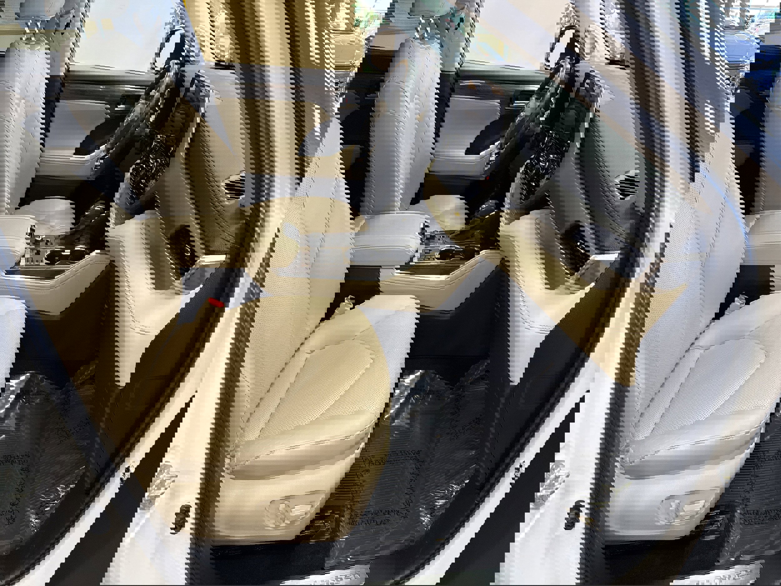 Used 2023 Toyota Highlander Limited image 17