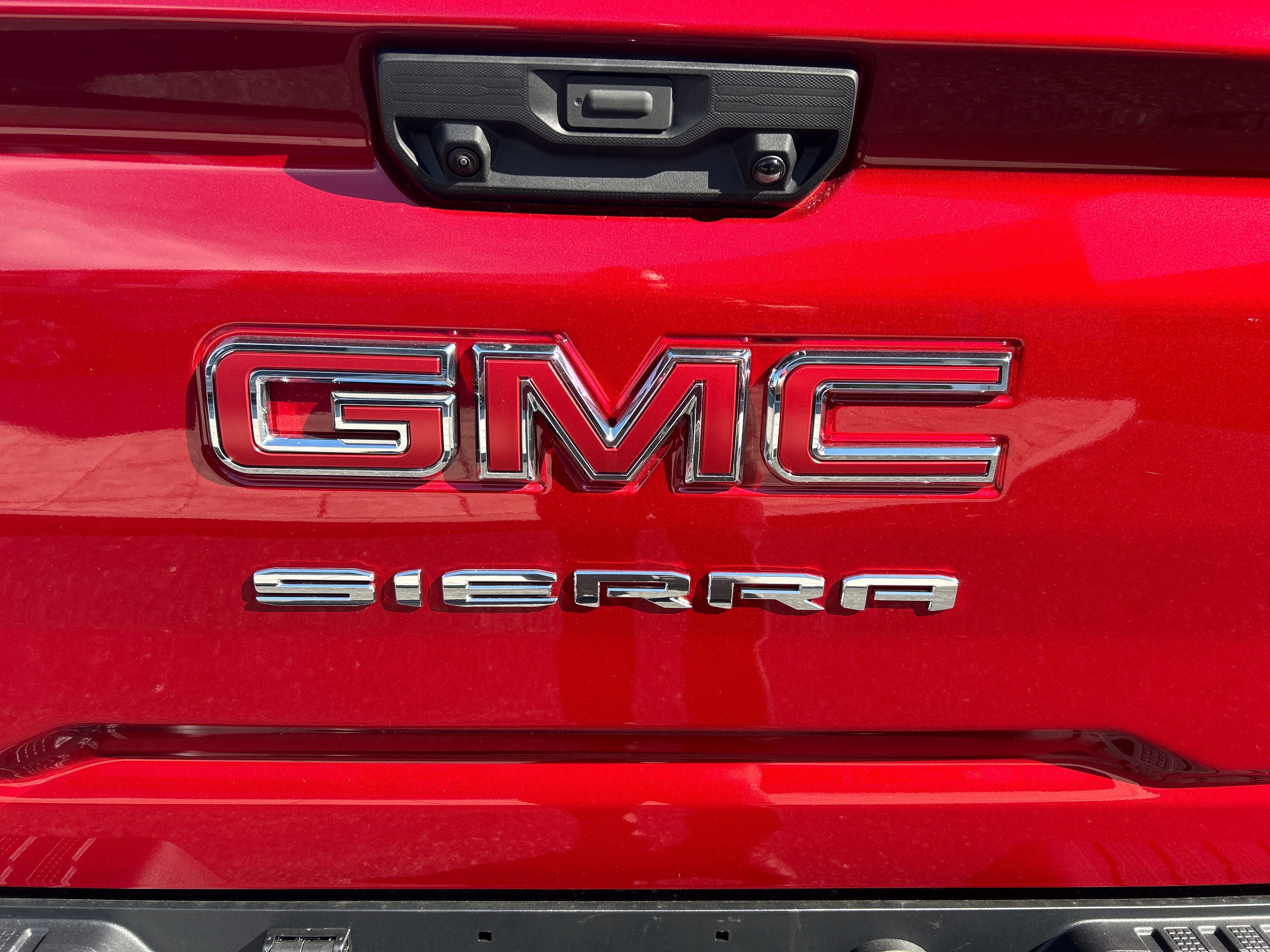 New 2026 GMC Sierra 2500 SLT w/ SLT Premium Package AWD/4WD image 11