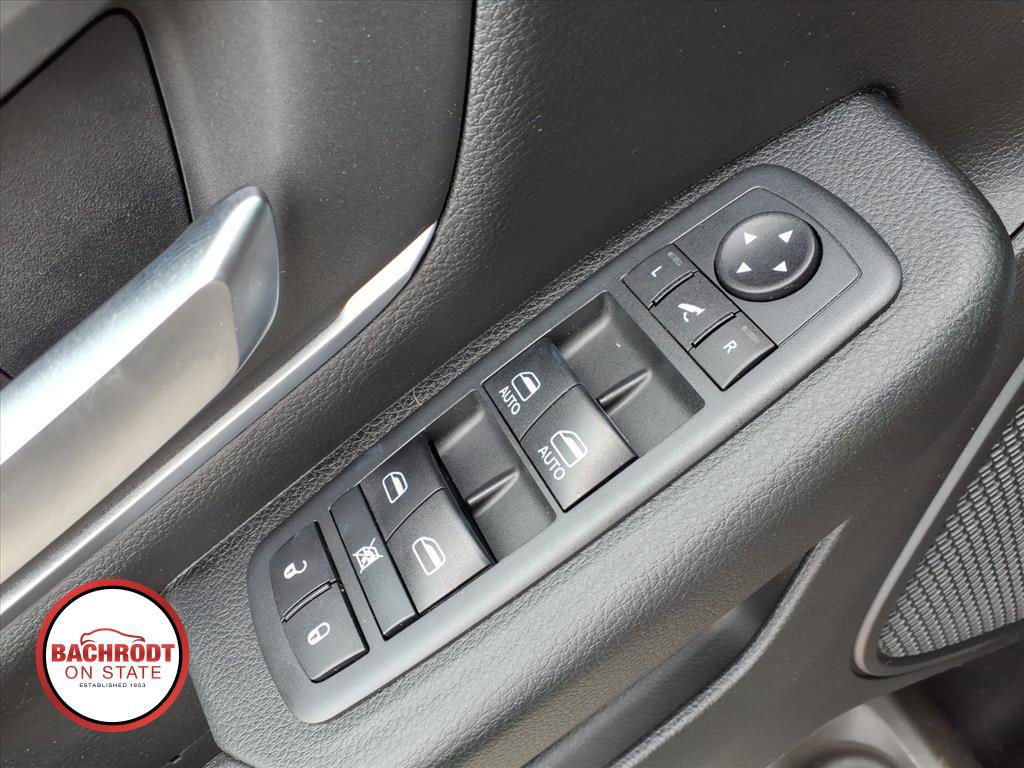 Used 2020 RAM 1500 Big Horn AWD/4WD image 16