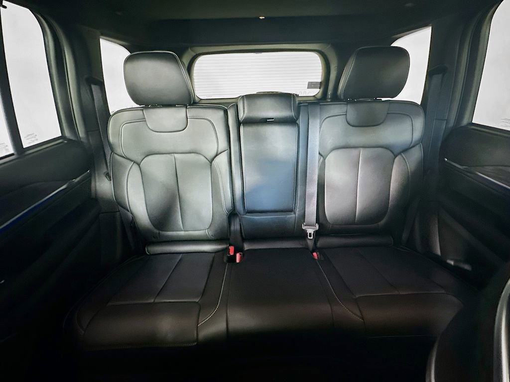 New 2025 Jeep Grand Cherokee Overland w/ Luxury Tech Group IV image 10