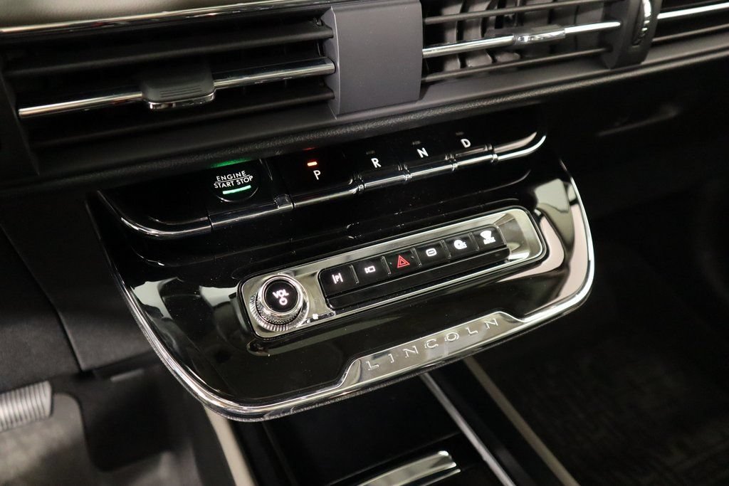 New 2025 Lincoln Corsair Grand Touring AWD/4WD image 8
