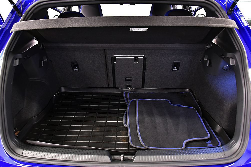 Used 2024 Volkswagen Golf R 4-Door AWD/4WD image 28