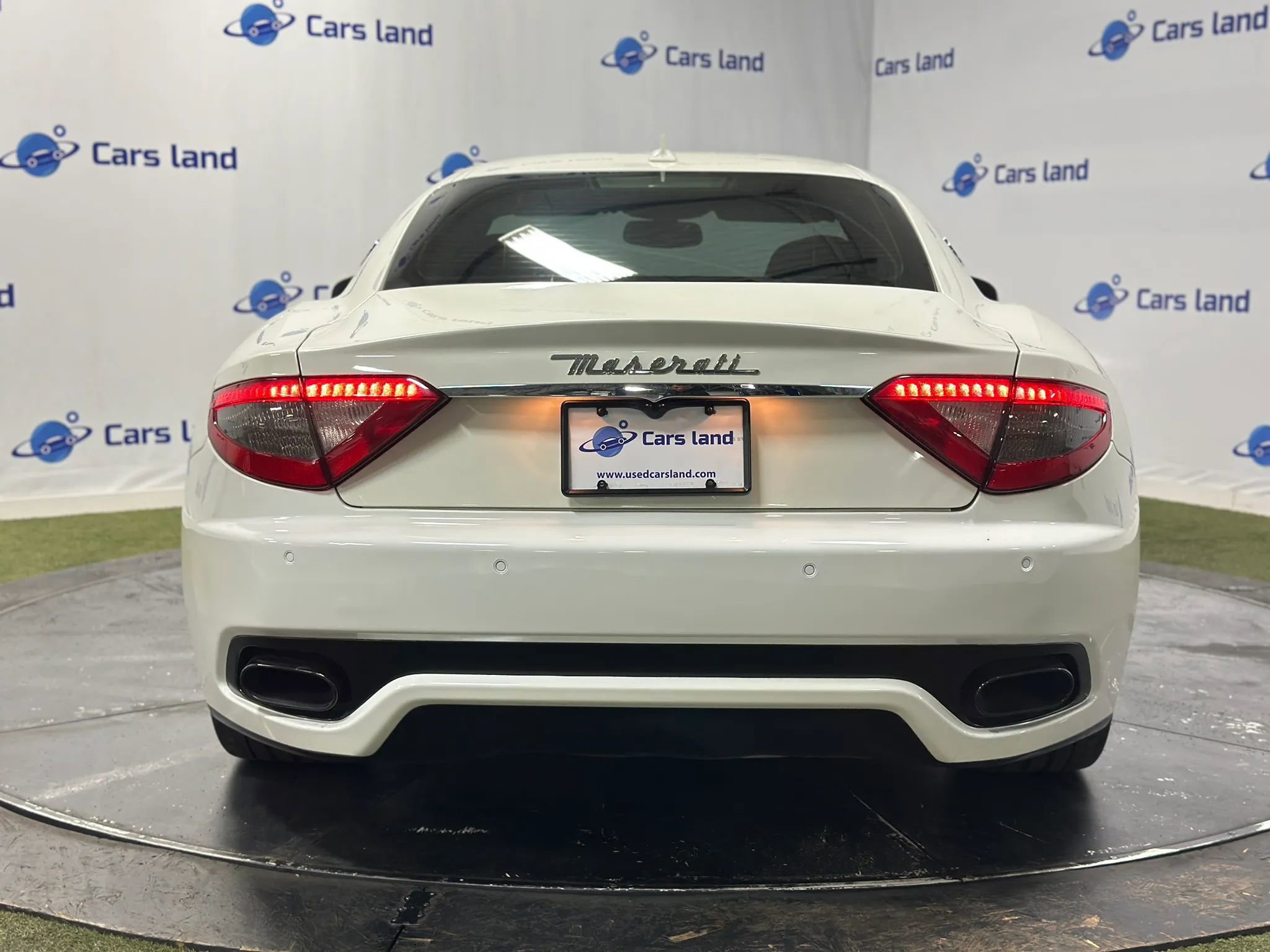 Used 2014 Maserati GranTurismo MC RWD image 4