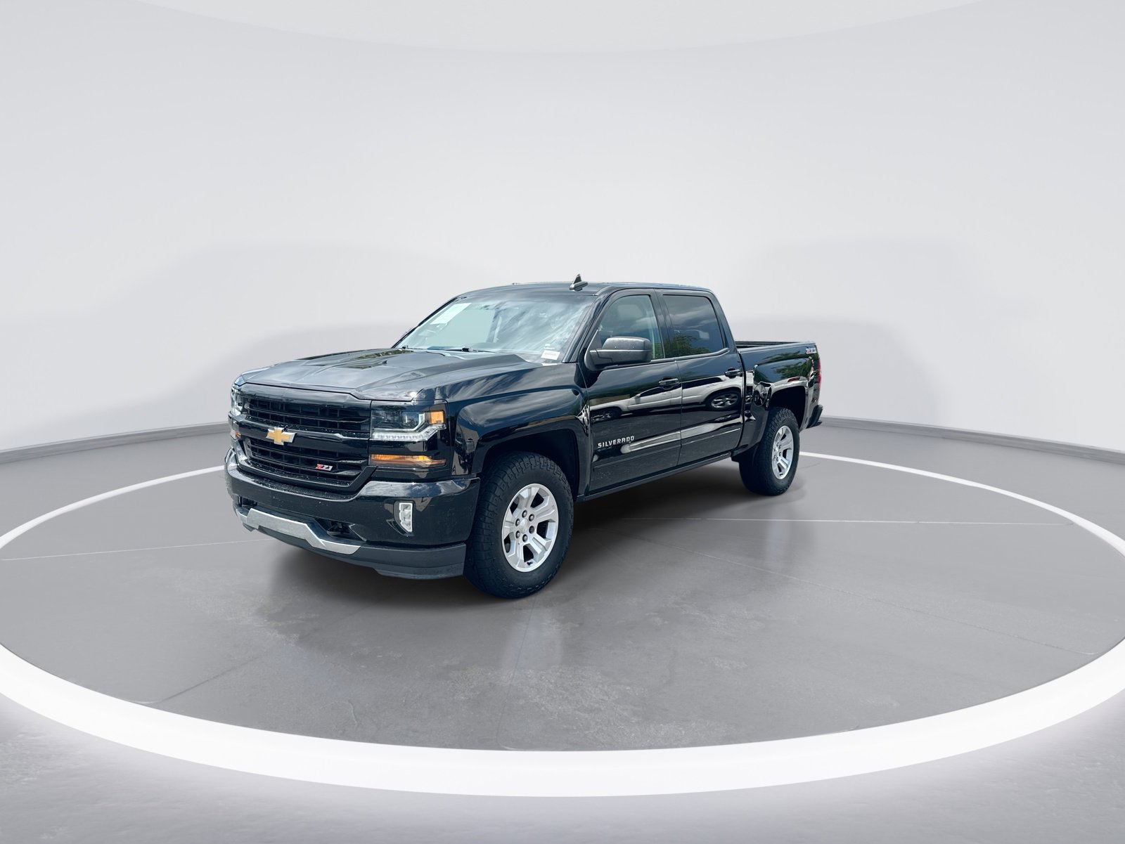 Used 2017 Chevrolet Silverado 1500 LT w/ All Star Edition AWD/4WD image 5