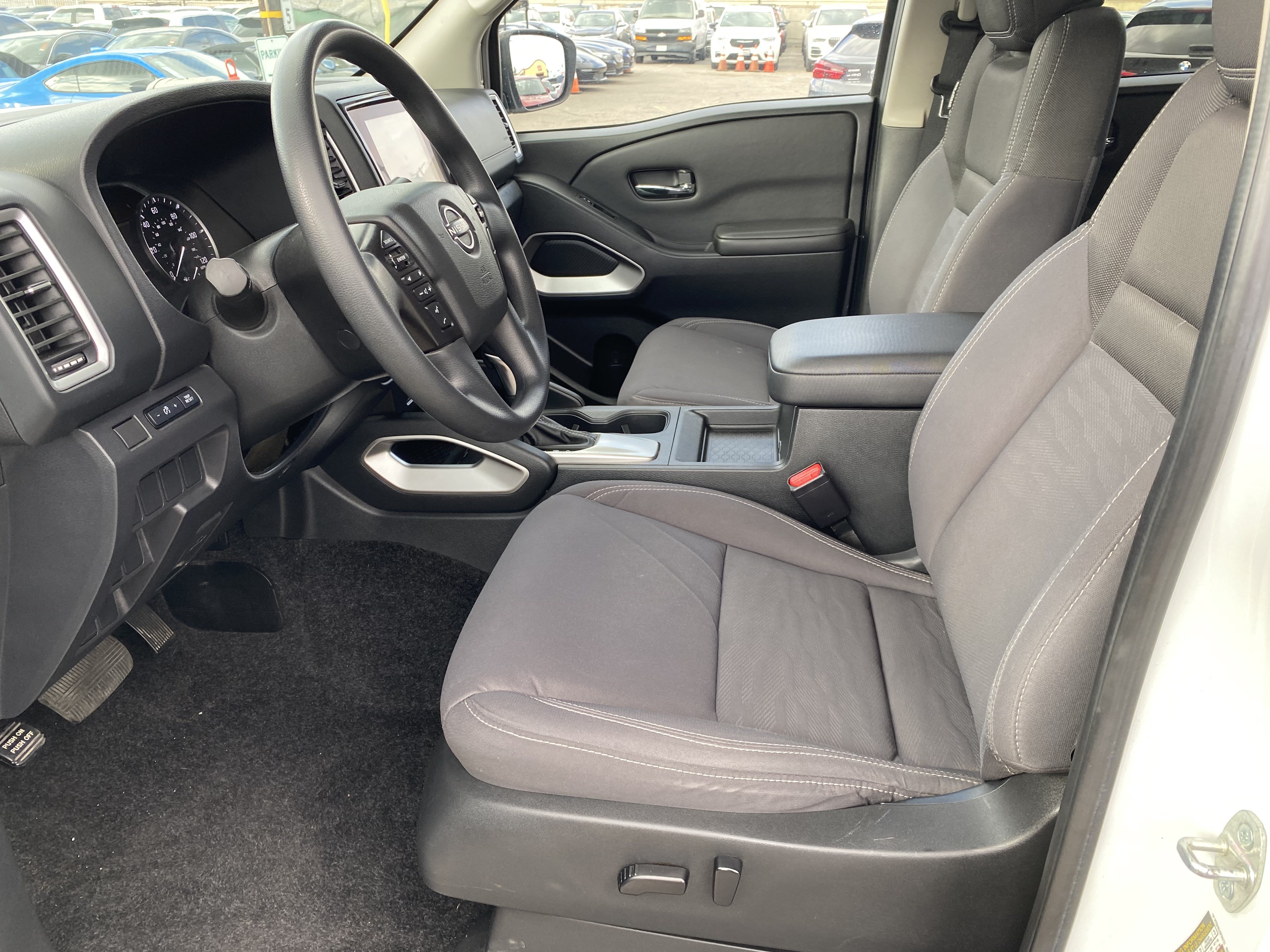 Used 2023 Nissan Frontier SV w/ Graphics Package RWD image 14
