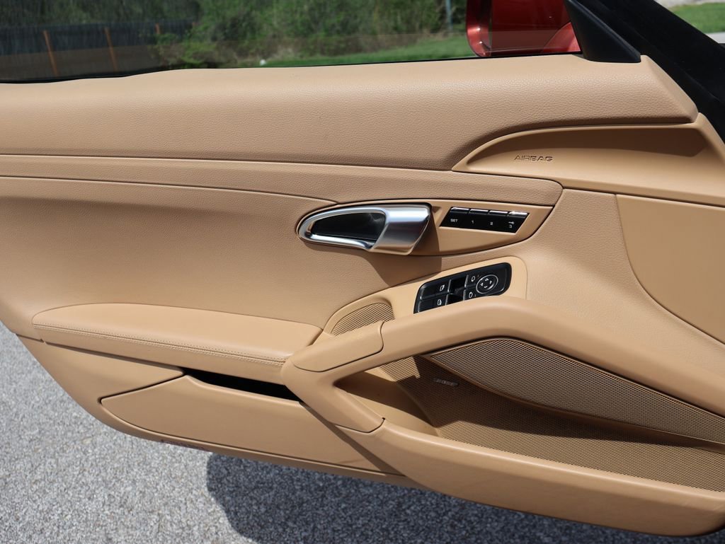 Used 2013 Porsche Boxster S RWD image 33