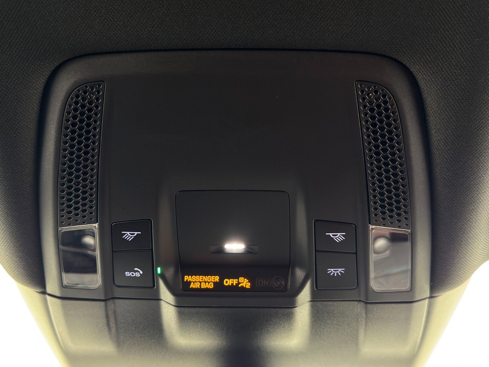 Used 2023 Porsche Taycan w/ Premium Package image 36