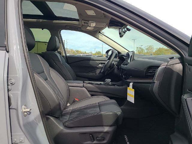 New 2026 Nissan Rogue Platinum AWD/4WD image 27