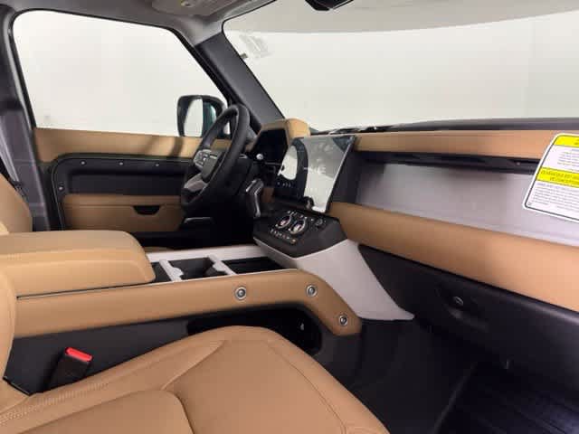 New 2026 Land Rover Defender 110 X-Dynamic SE AWD/4WD image 33