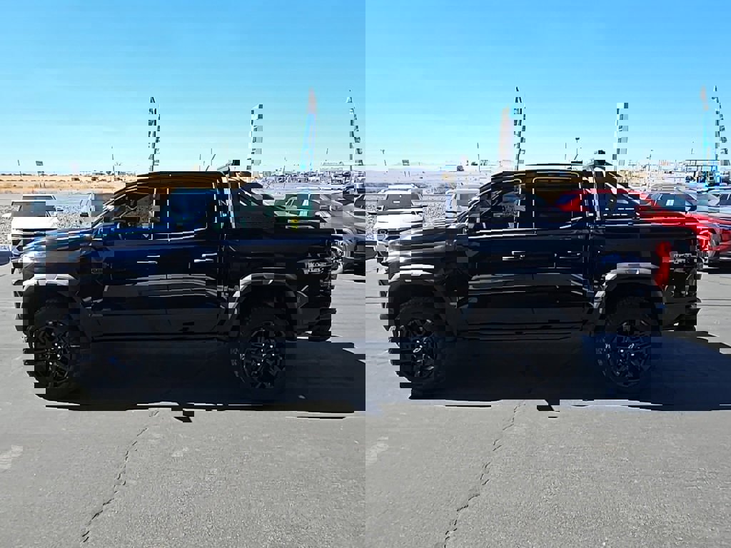 New 2025 Chevrolet Colorado Trail Boss w/ Midnight Edition image 6