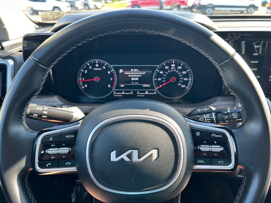 Used 2022 Kia Sorento S image 23