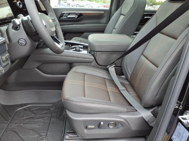 New 2027 Chevrolet Tahoe High Country AWD/4WD image 6
