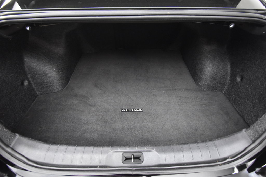 Used 2024 Nissan Altima 2.5 S FWD image 23