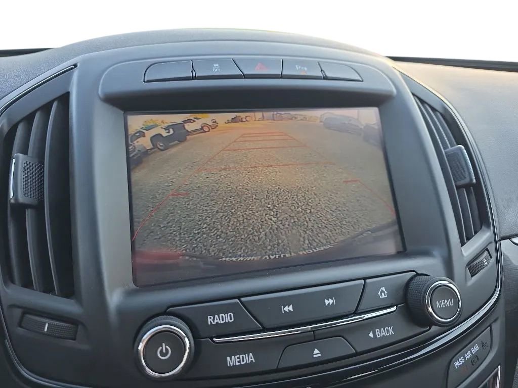Used 2016 Buick Regal Premium FWD image 24