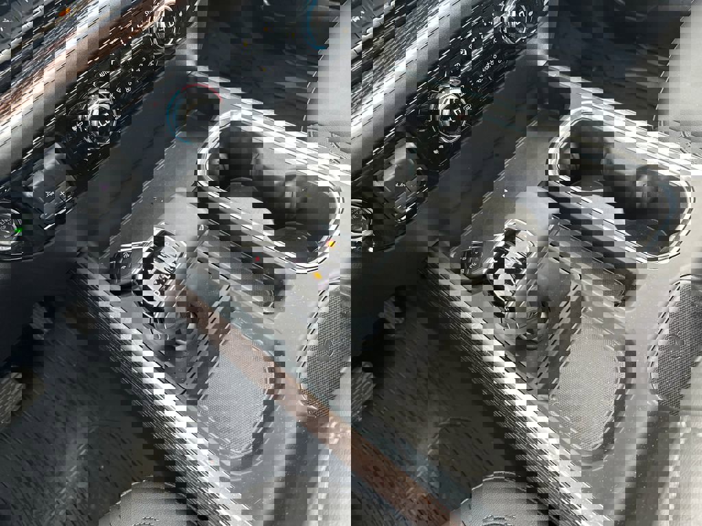 Used 2019 Ford F150 XLT w/ Equipment Group 302A Luxury image 19