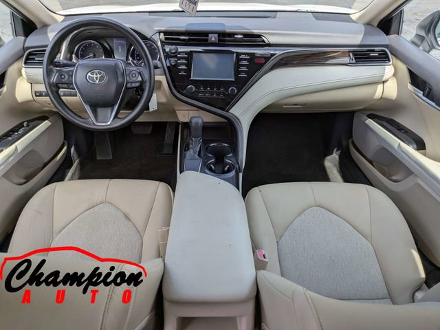 Used 2019 Toyota Camry LE image 17