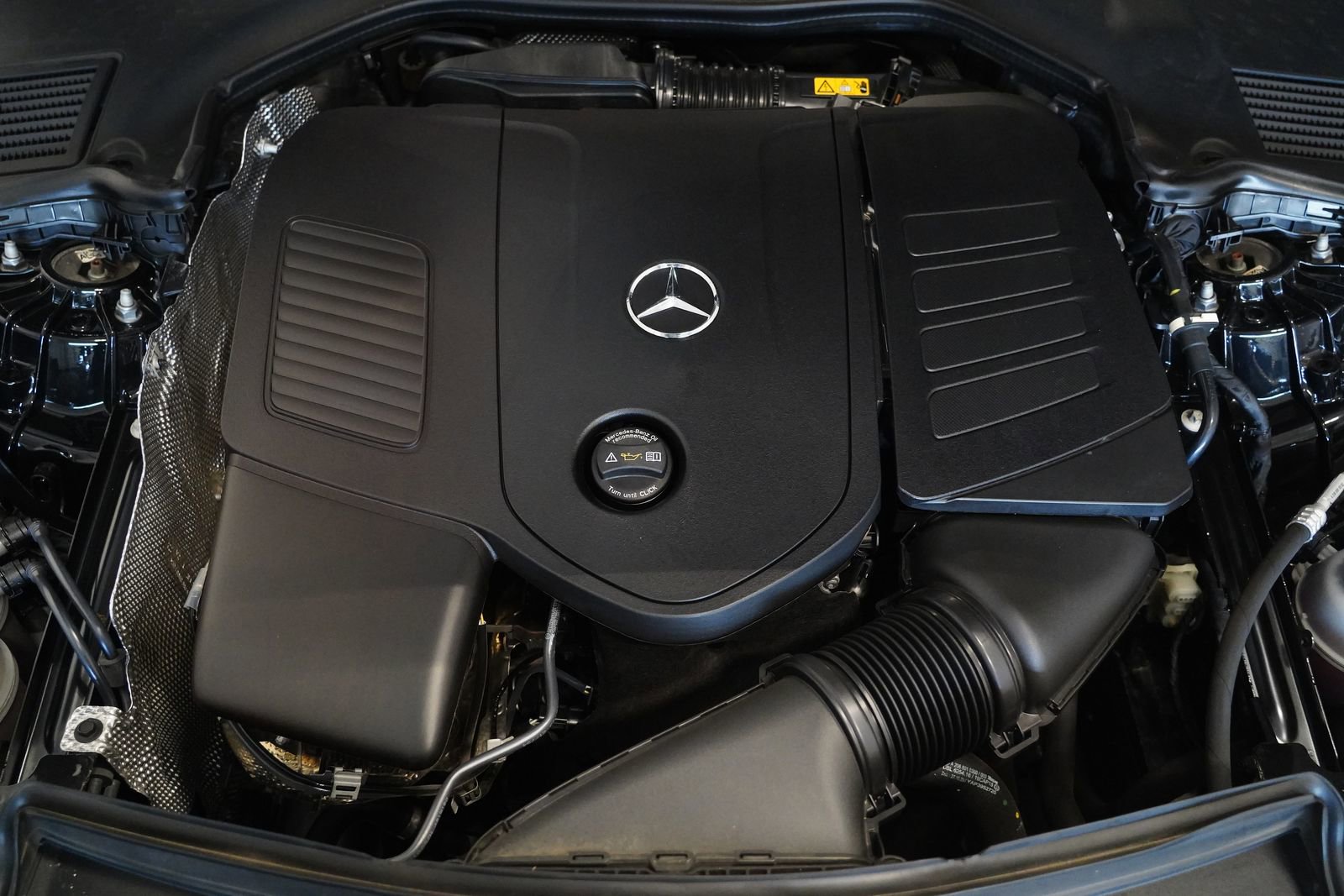 Used 2023 Mercedes-Benz C 300 4MATIC Sedan image 28