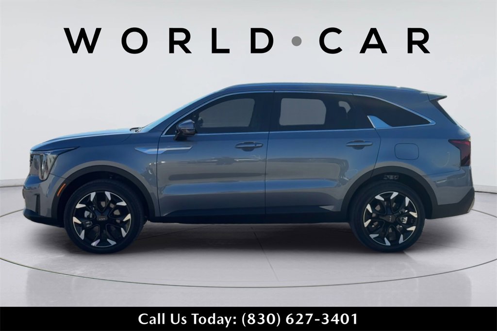 Used 2025 Kia Sorento EX image 5