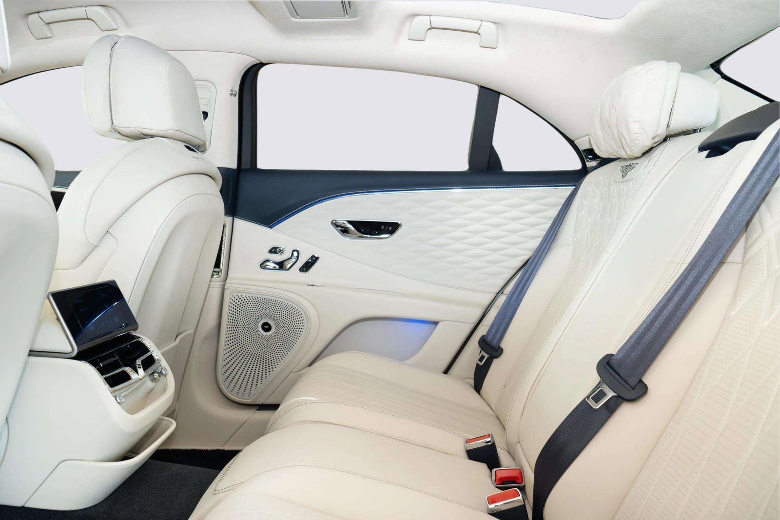 Used 2023 Bentley Flying Spur Azure AWD/4WD image 60