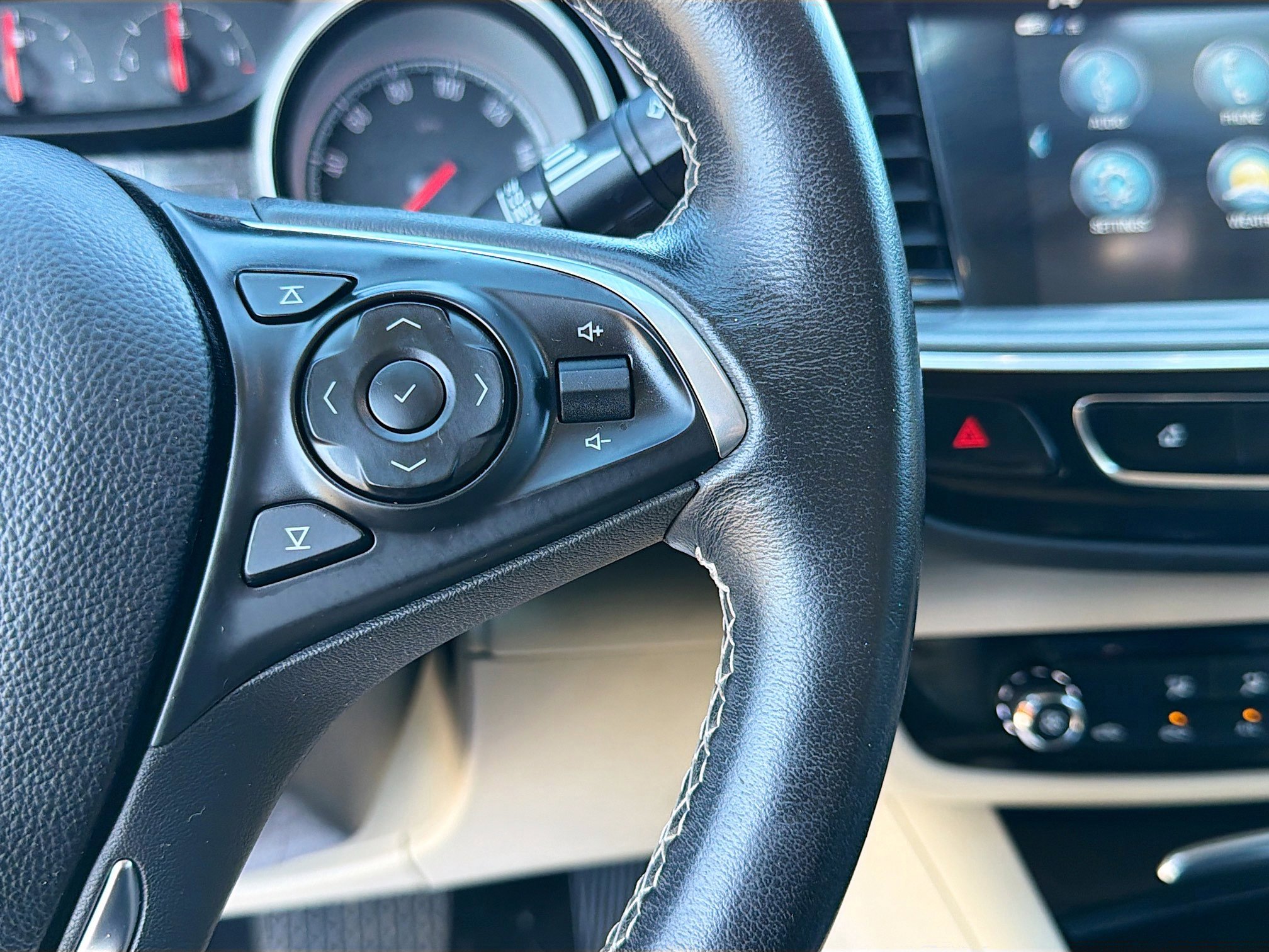 Used 2018 Buick Regal Preferred w/ Sights and Sounds Package FWD image 34