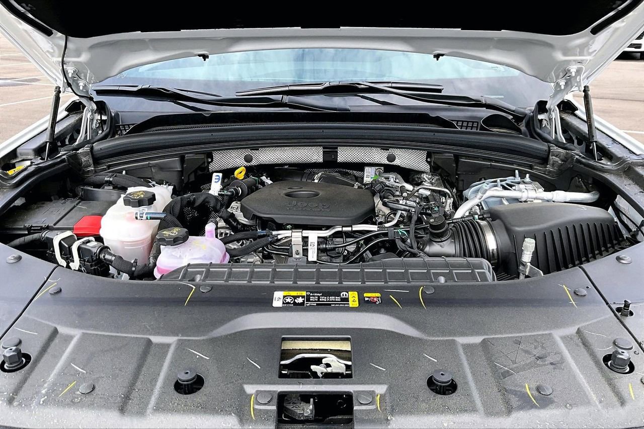 New 2026 Jeep Grand Cherokee Altitude RWD image 36