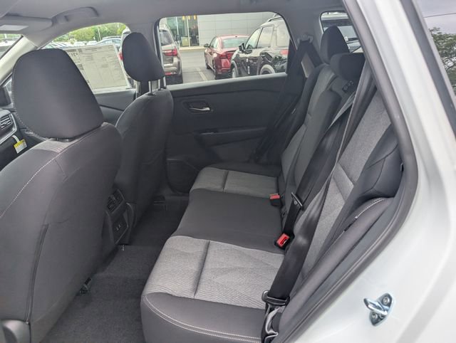 New 2026 Nissan Rogue SV w/ Cold Weather Package AWD/4WD image 10