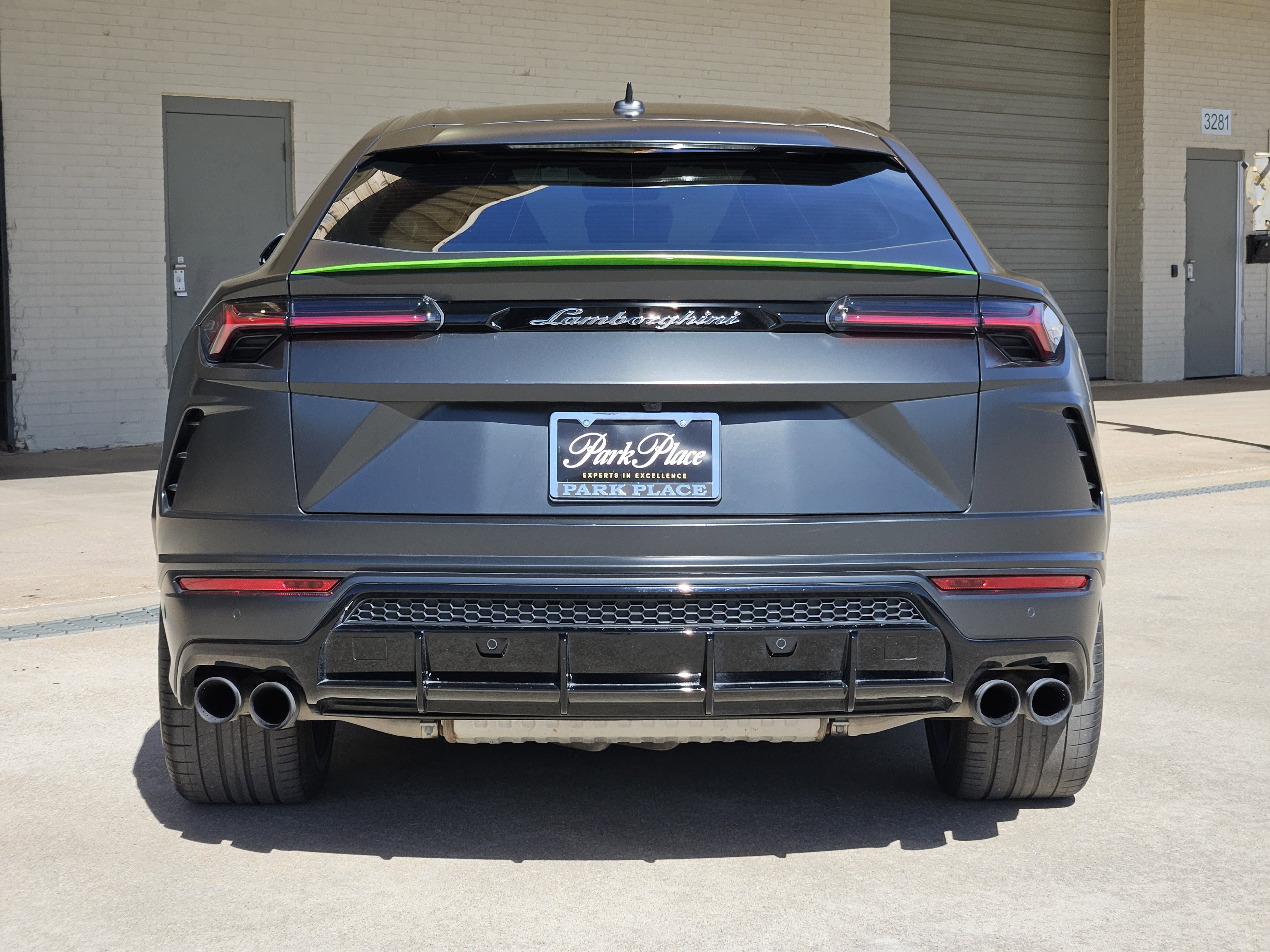 Used 2021 Lamborghini Urus image 8