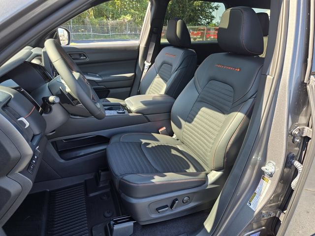 New 2026 Nissan Pathfinder Rock Creek AWD/4WD image 7