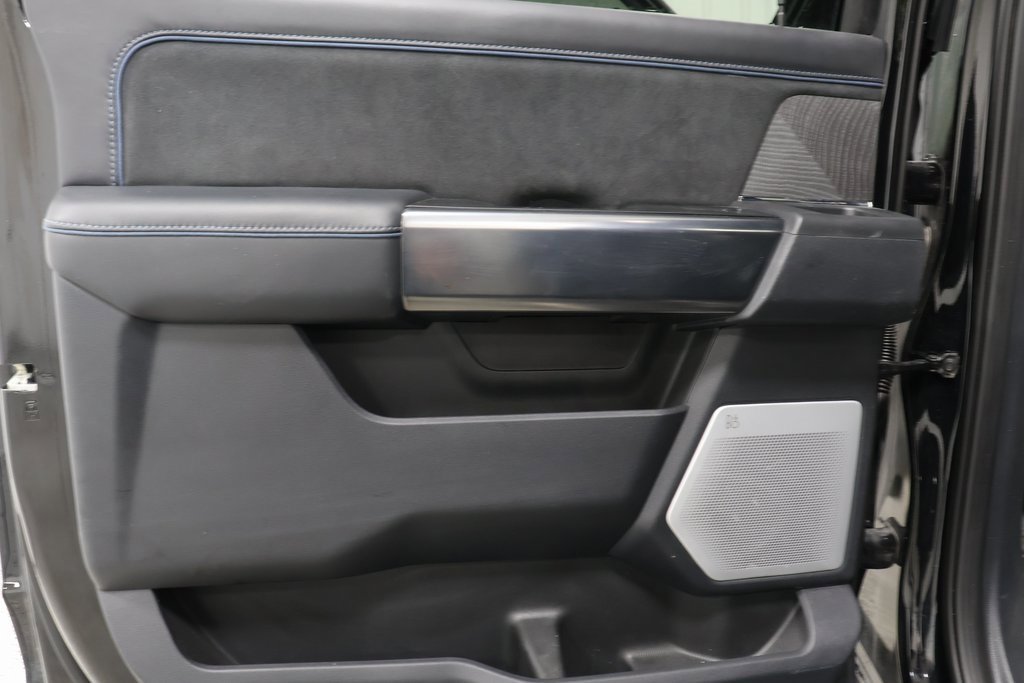 Used 2025 Ford F250 Platinum image 26