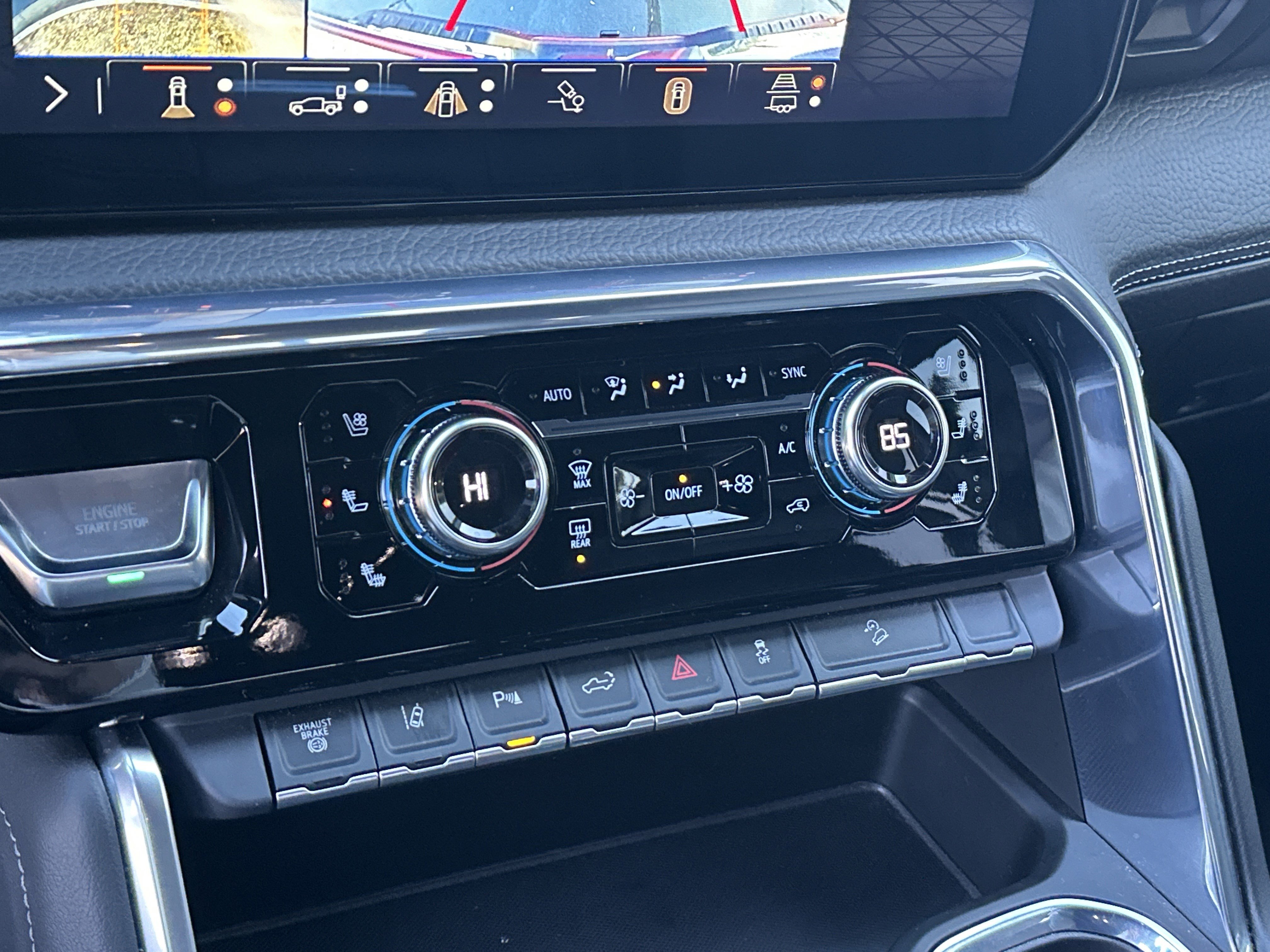 Used 2024 GMC Sierra 2500 Denali w/ Technology Package image 34