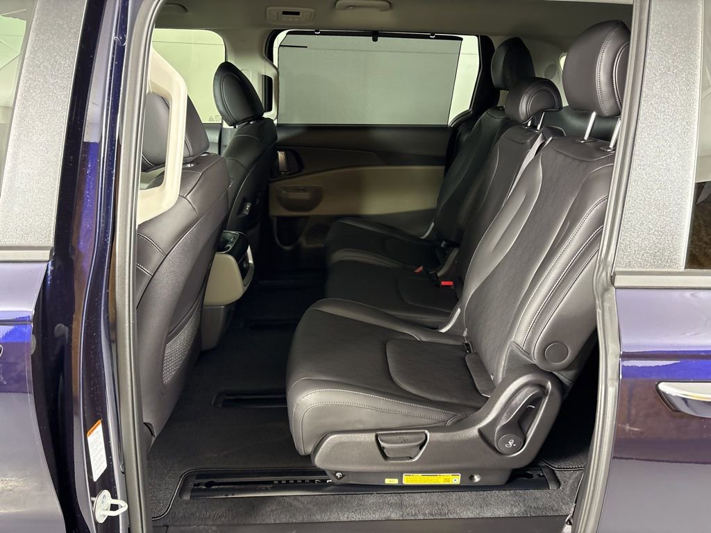 New 2026 Kia Carnival EX image 40
