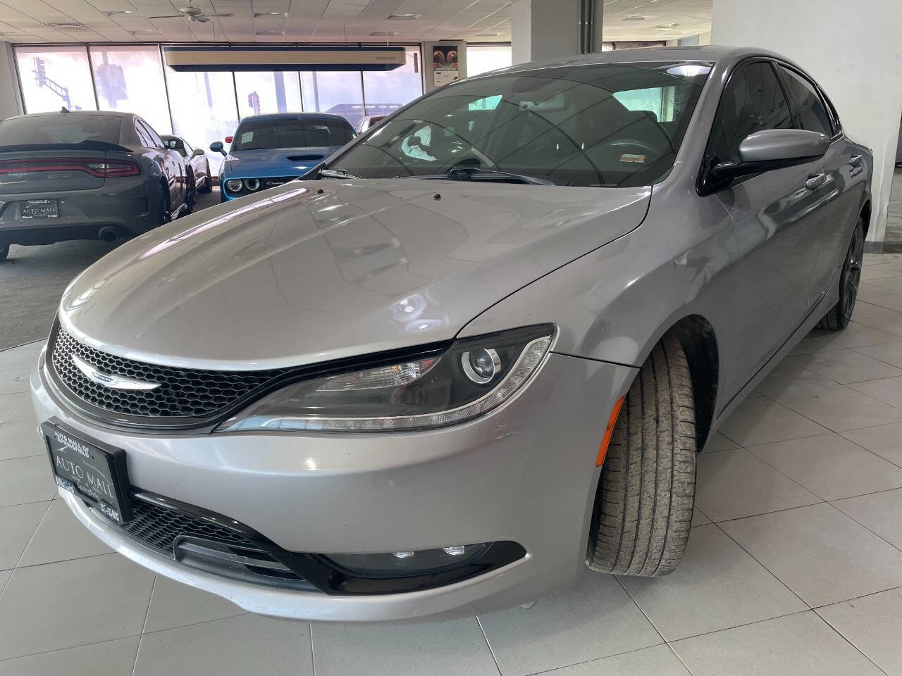 Used 2015 Chrysler 200 S w/ Navigation & Sound Group I image 3
