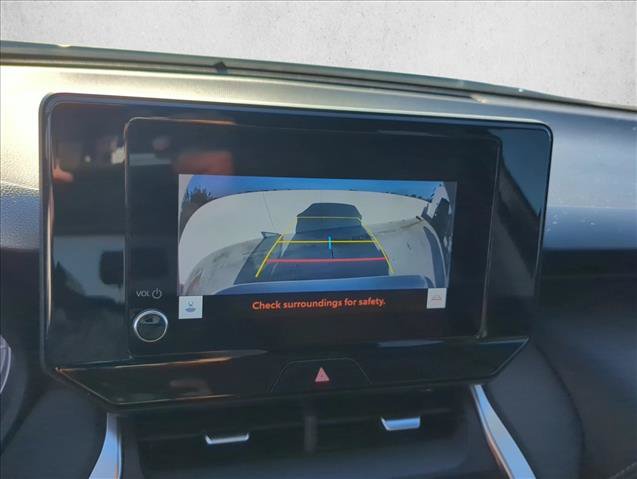 Certified 2023 Toyota Venza LE AWD/4WD image 20