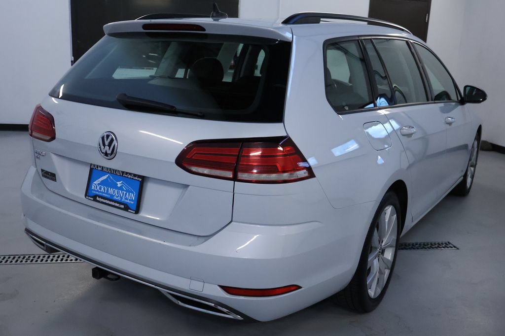 Used 2019 Volkswagen Golf SE FWD image 7