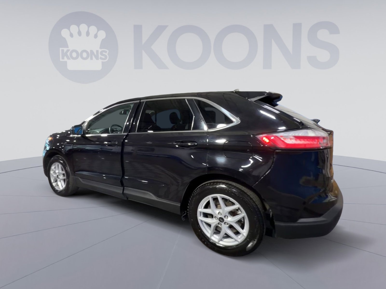 Used 2024 Ford Edge SEL AWD/4WD image 8