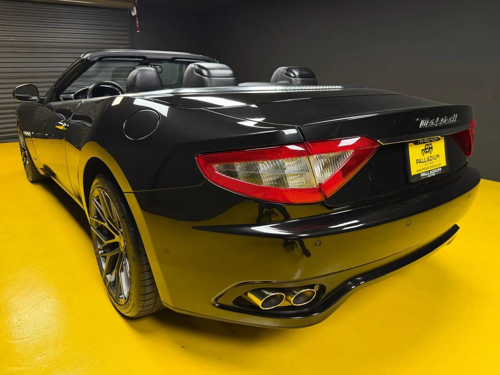 Used 2013 Maserati GranTurismo Convertible RWD image 4