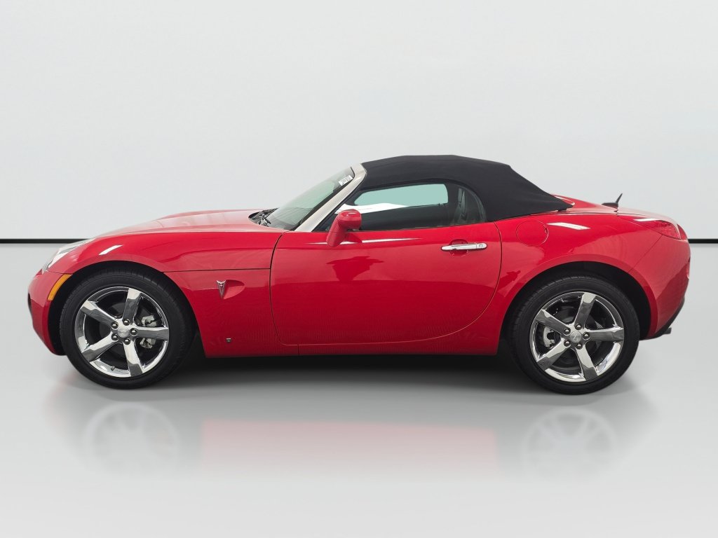 Used 2009 Pontiac Solstice GXP w/ Club Sport Package RWD image 16