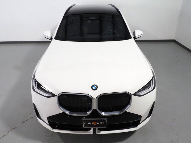 Used 2025 BMW X3 xDrive30 image 11