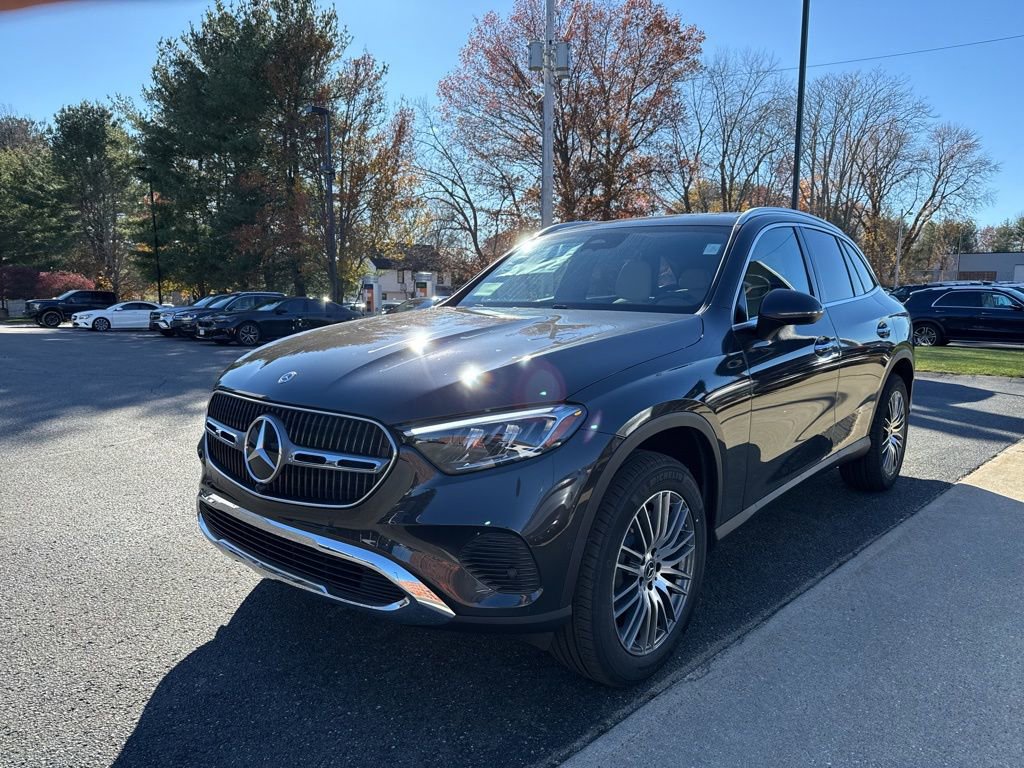 New 2026 Mercedes-Benz GLC 300 4MATIC image 3