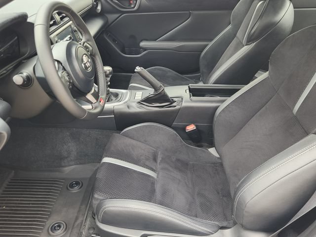 Used 2024 Toyota GR86 Premium w/ Performance Package RWD image 10