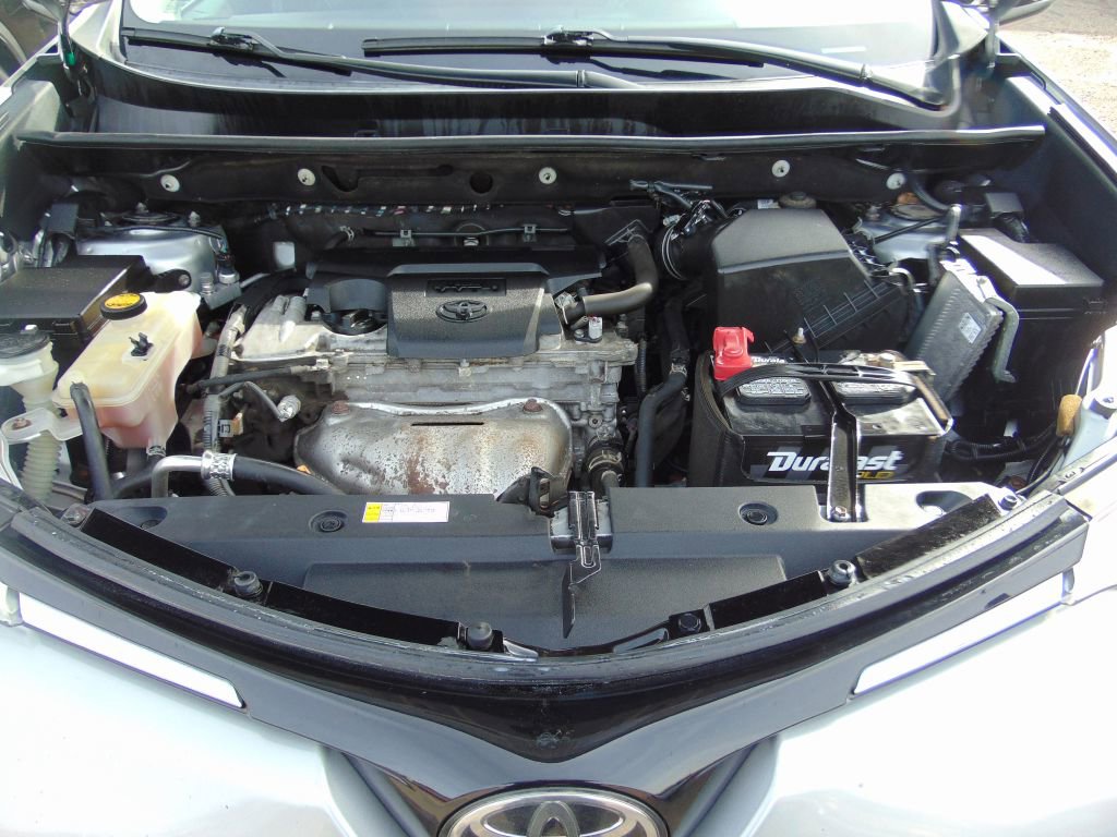 Used 2018 Toyota RAV4 XLE w/ Plus Extra Value Package image 32