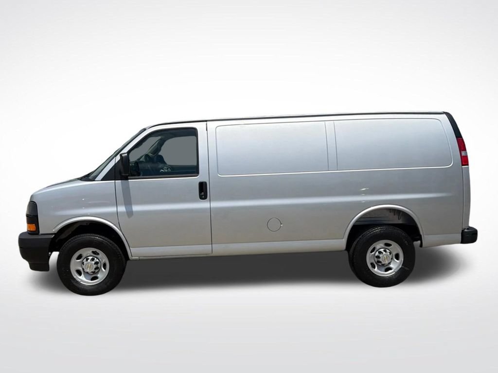 New 2026 Chevrolet Express 3500 w/ Driver Convenience Package RWD image 9