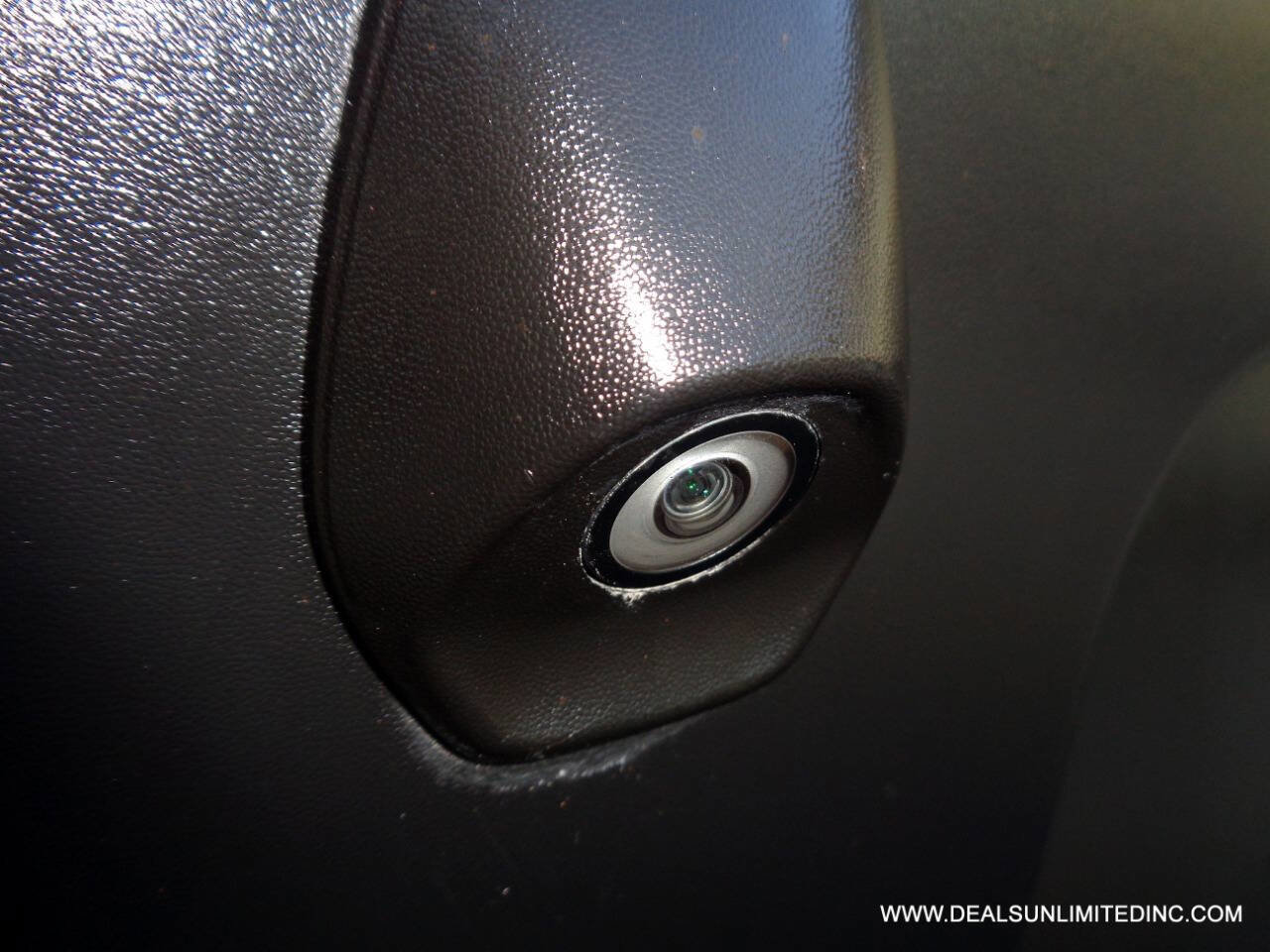 Used 2019 Ford Transit 250 130 Low Roof image 15