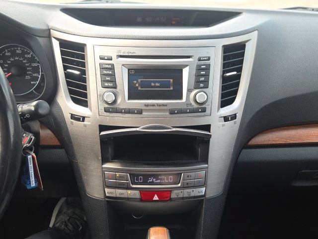 Used 2013 Subaru Outback 2.5i Limited w/ Moonroof Pkg AWD/4WD image 25