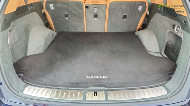 Used 2025 Genesis GV80 3.5T Prestige image 15