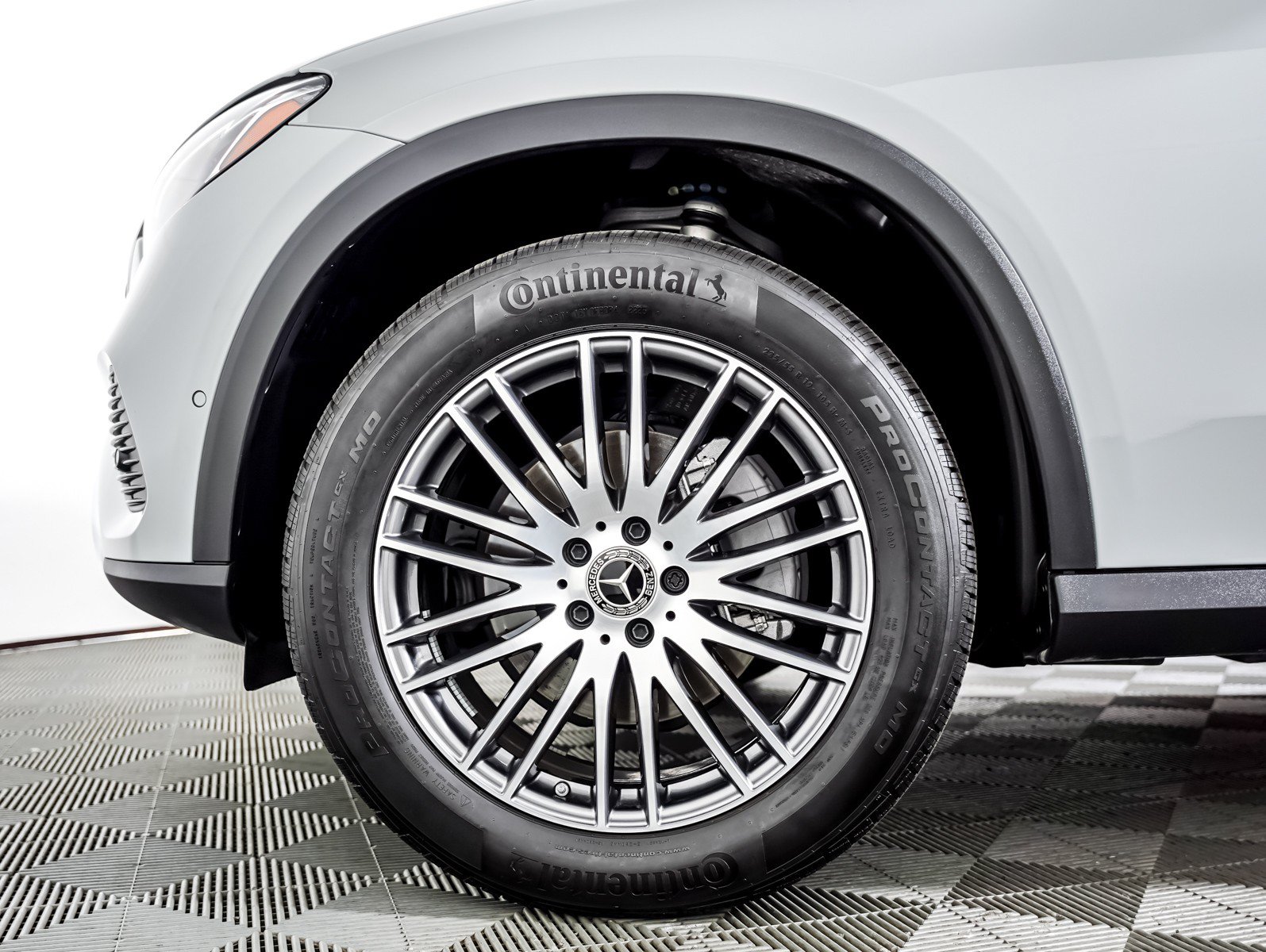 Certified 2026 Mercedes-Benz GLC 300 image 6
